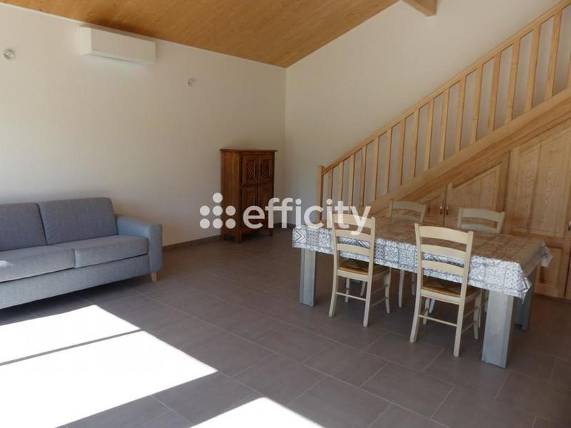 Maison - 200 m² - 5 pièces