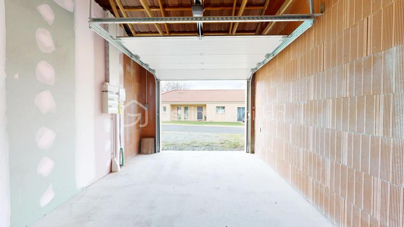 Maison - 92 m² - 4 pièces