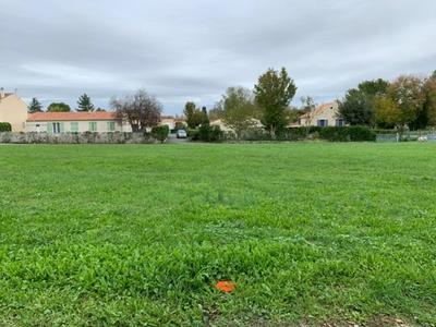 Terrain constructible - 665 m²