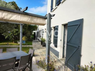 Longère - 200 m² - 8 pièces