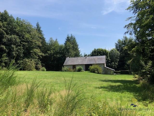 Propriété - 100 m² - 5 pièces