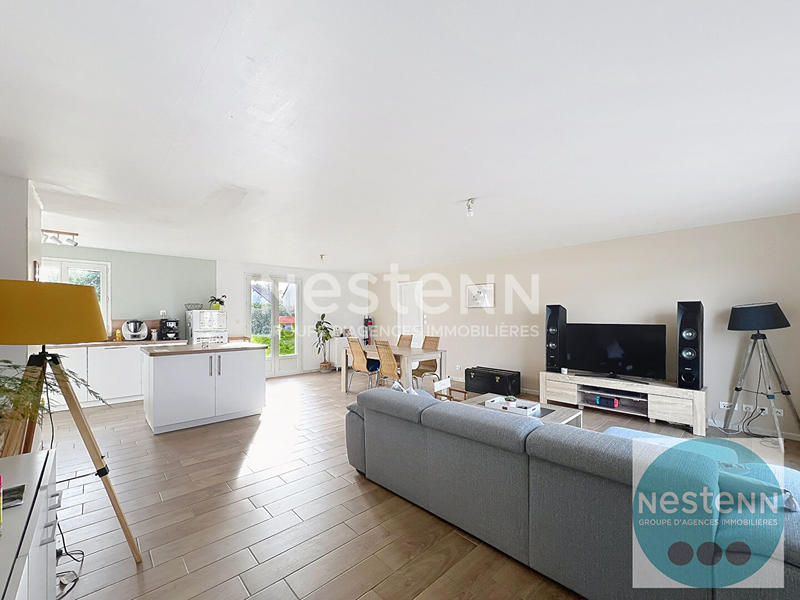 Maison - 102 m² - 5 pièces