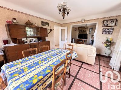 Maison - 89 m² - 5 pièces