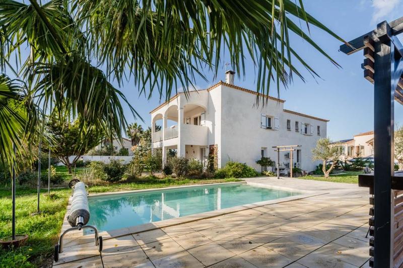 Villa - 156 m² - 6 pièces