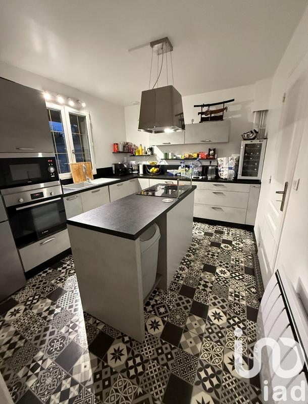 Maison - 105 m² - 4 pièces