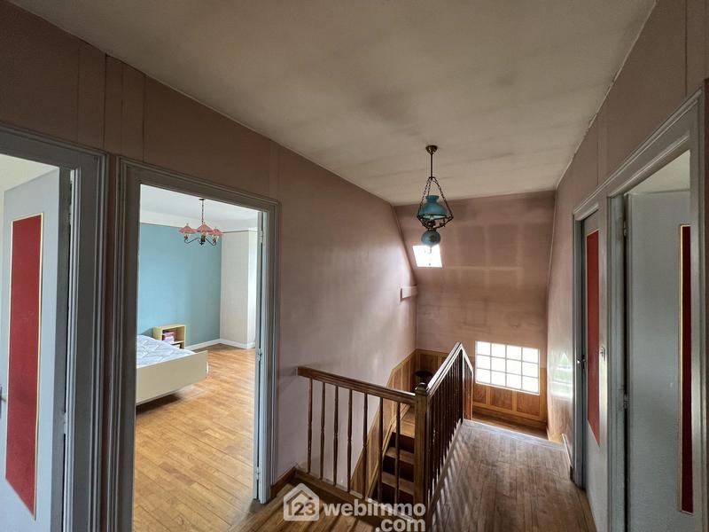 Maison - 157 m² - 7 pièces