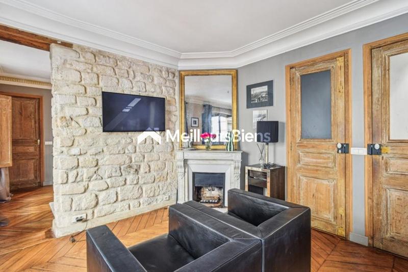 Appartement bourgeois - 64 m² - 4 pièces