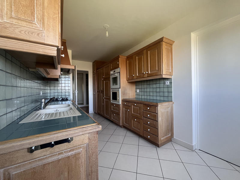 Appartement - 95 m² - 4 pièces