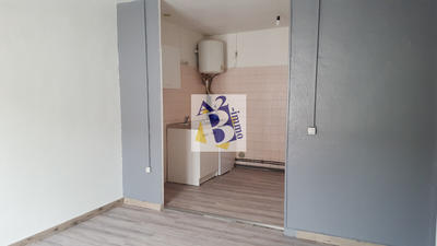 Studio - 24 m² - 1 pièce