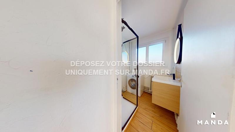 Chambre - 11 m² - 4 pièces