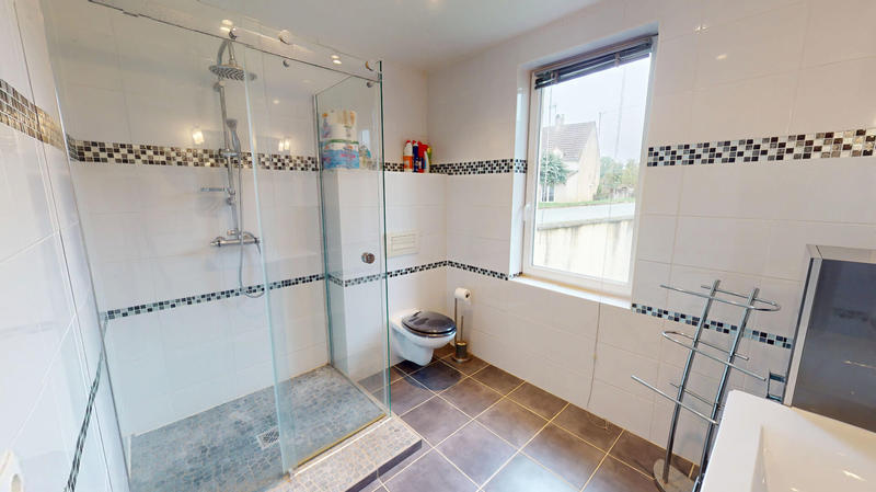 Maison - 127 m² - 5 pièces