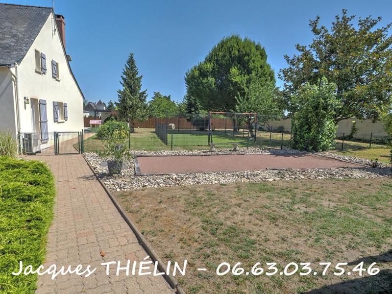 Maison - 295 m² - 12 pièces