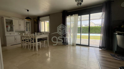 Maison contemporaine - 169 m² - 7 pièces