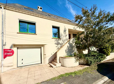 Maison - 148 m² - 7 pièces