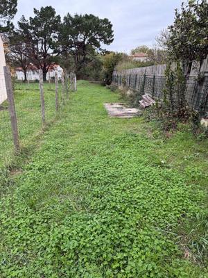 Terrain constructible - 784 m²