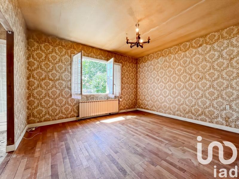 Maison - 93 m² - 5 pièces