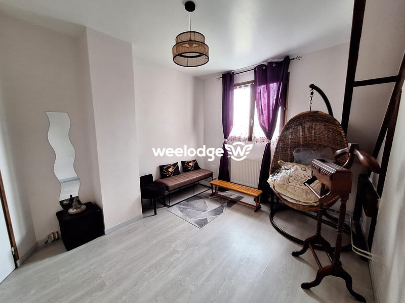 Maison - 151 m² - 7 pièces