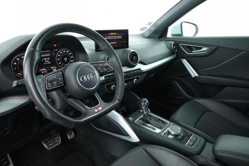 Audi Q2 35 Tfsi Cod Midnight Series s tronic 150 ch