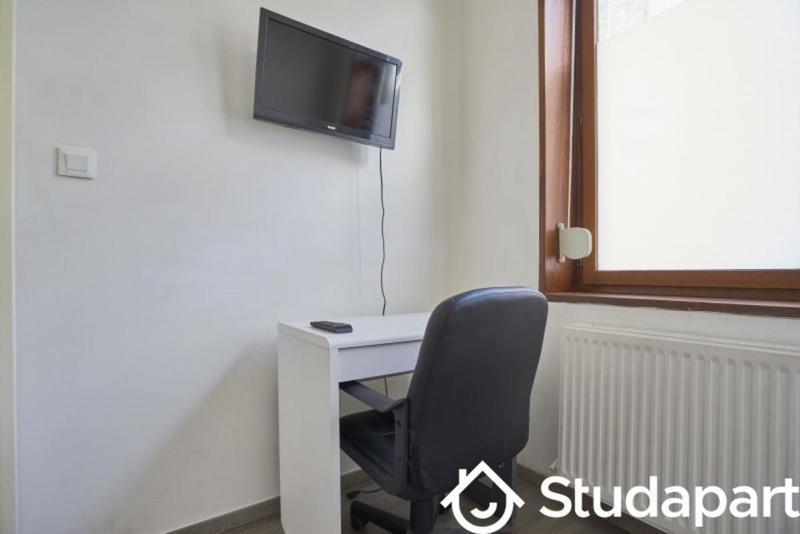 Chambre - 15 m² - 1 pièce