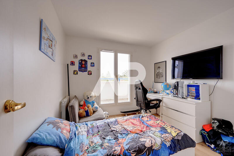 Appartement - 110 m² - 5 pièces