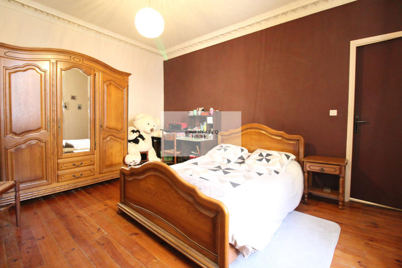 Duplex - 121 m² - 6 pièces