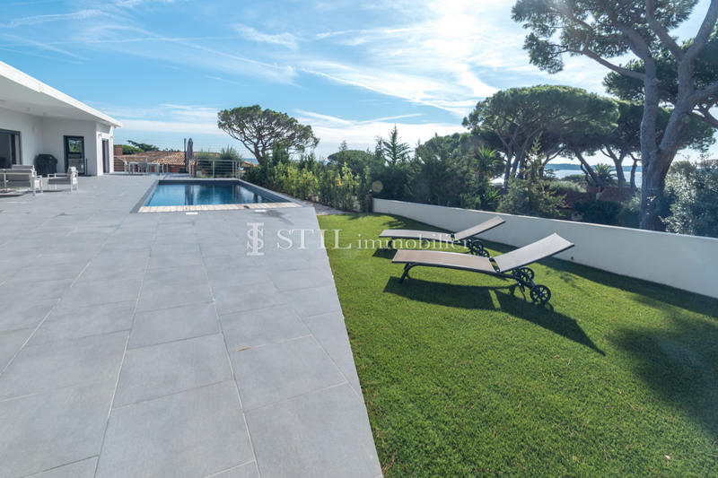 Villa - 200 m² - 5 pièces