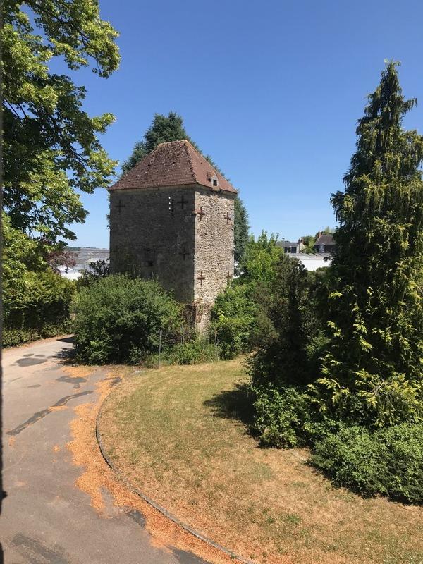 Château - 450 m² - 18 pièces