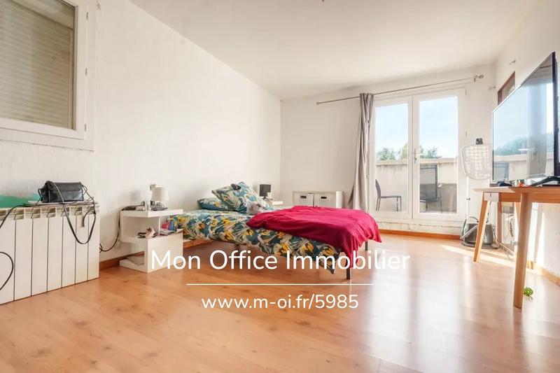 Maison - 210 m² - 6 pièces