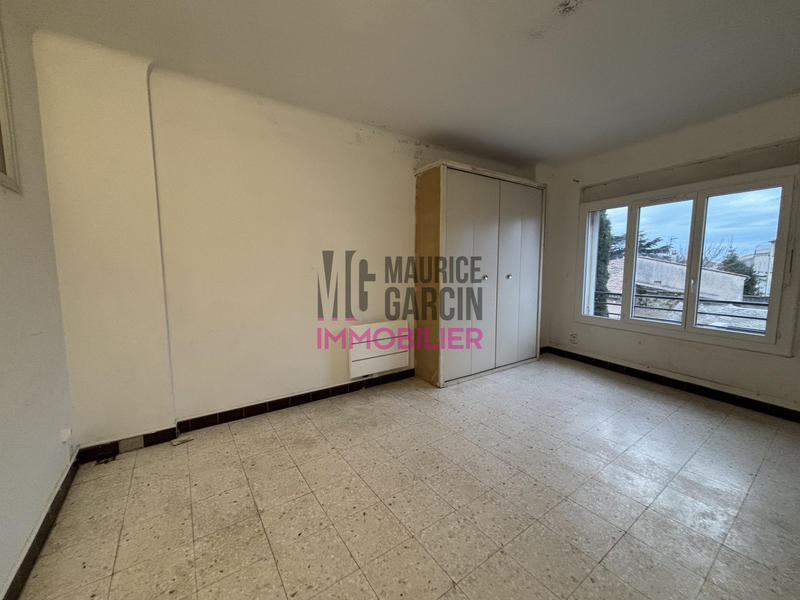 Maison - 312 m² - 9 pièces