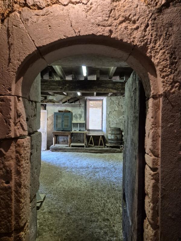 Maison en pierre - 197 m² - 8 pièces