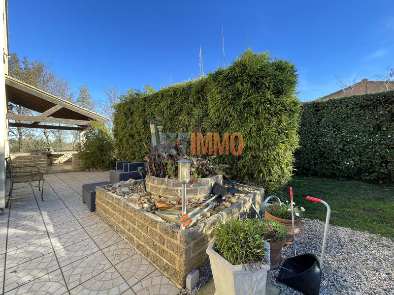 Villa - 200 m² - 9 pièces