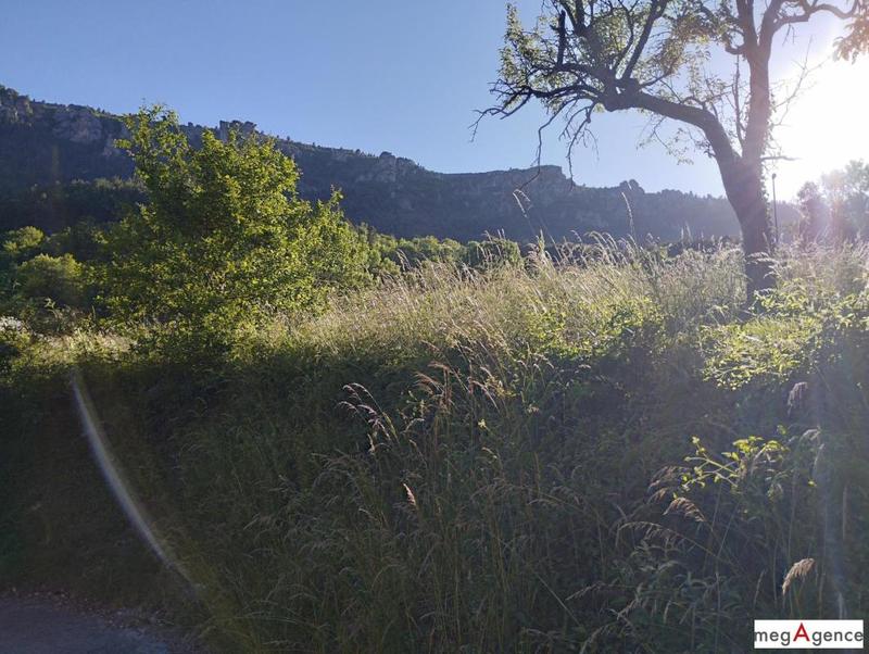 Terrain constructible - 533 m²