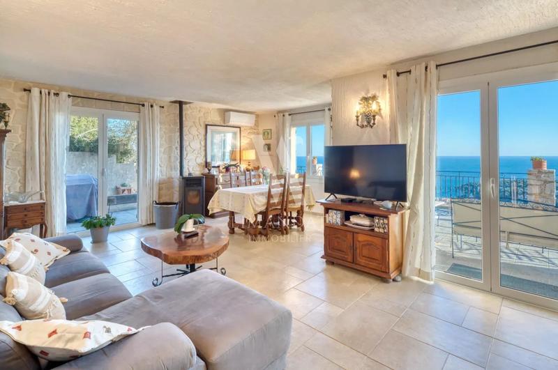 Villa - 122 m² - 5 pièces