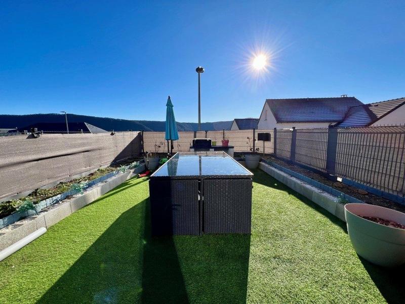 Maison - 93 m² - 5 pièces