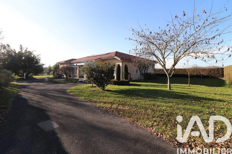 Maison - 142 m² - 5 pièces