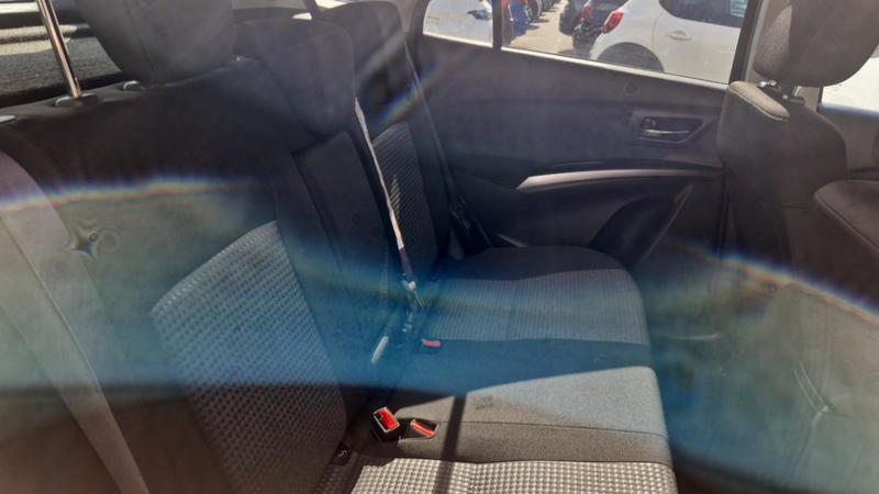 Suzuki s-cross 1.5 Dualjet Hybrid Auto Privilege