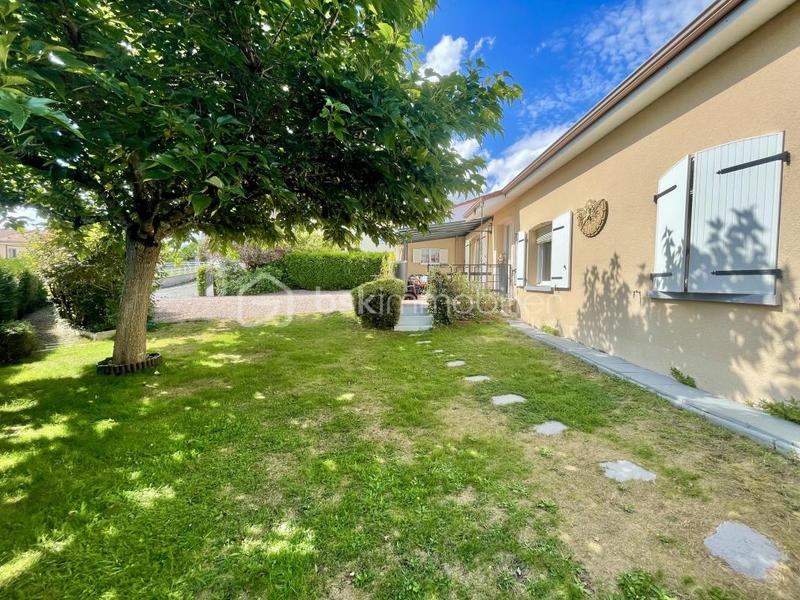 Pavillon - 110 m² - 5 pièces