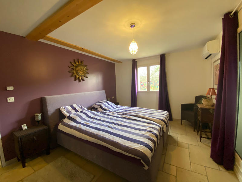 Maison - 208 m² - 6 pièces