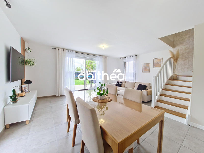 Maison - 89 m² - 4 pièces