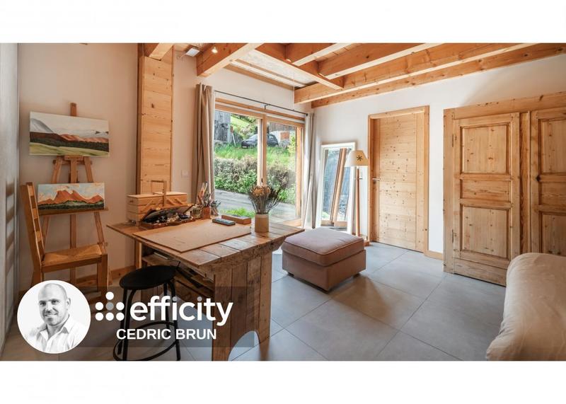 Maison - 280 m² - 7 pièces