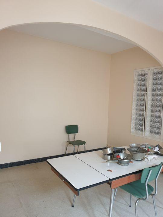 Local d'activité / Entrepôt - 1 251 m² - 29 pièces