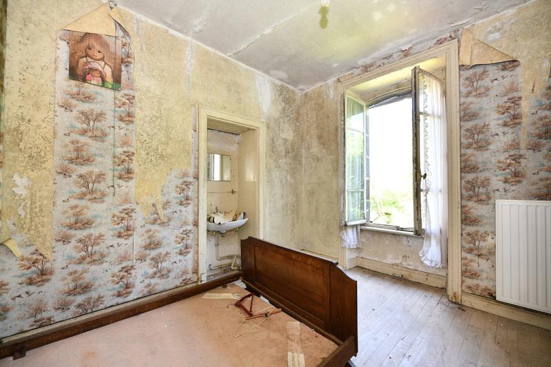 Maison ancienne - 185 m² - 8 pièces