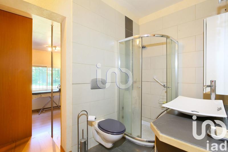 Maison - 220 m² - 7 pièces