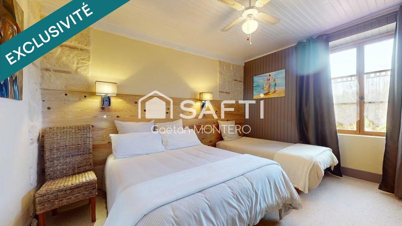 Maison - 279 m² - 9 pièces