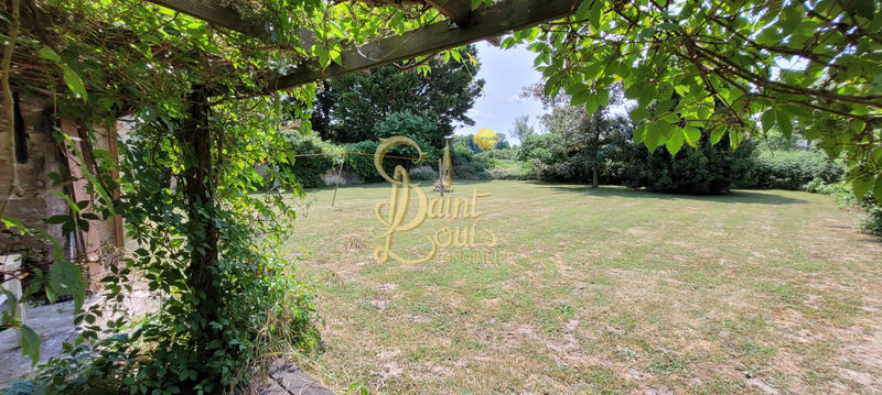 Maison - 200 m² - 8 pièces