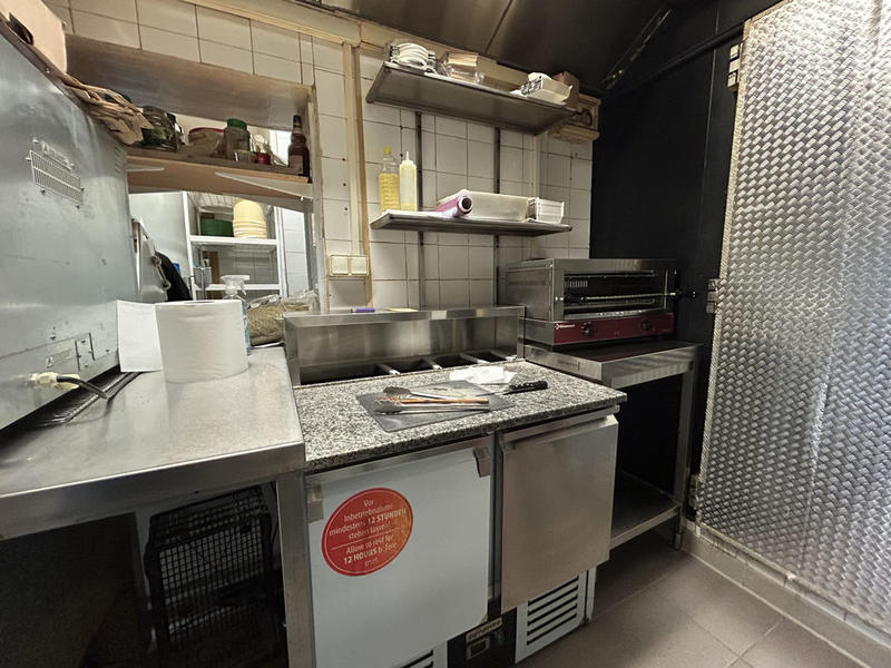 Fonds de commerce - Local commercial - 114 m²