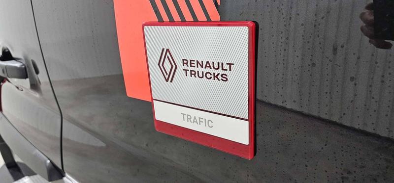 Renault Trafic Cabine Approfondie Ca L1h1 Blue Dci 170 Bva9 Red Edition Exclusive