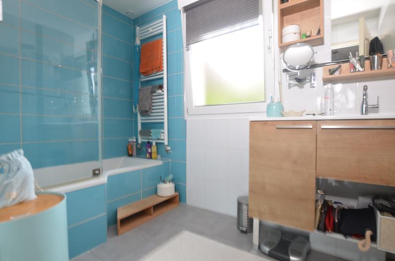 Maison - 104 m² - 4 pièces