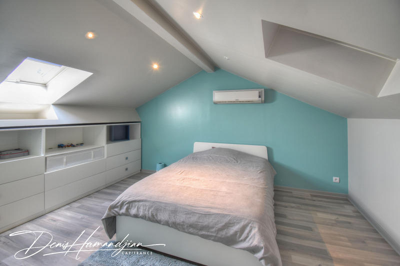 Maison - 175 m² - 6 pièces