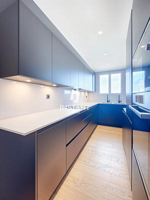 Appartement - 83 m² - 3 pièces